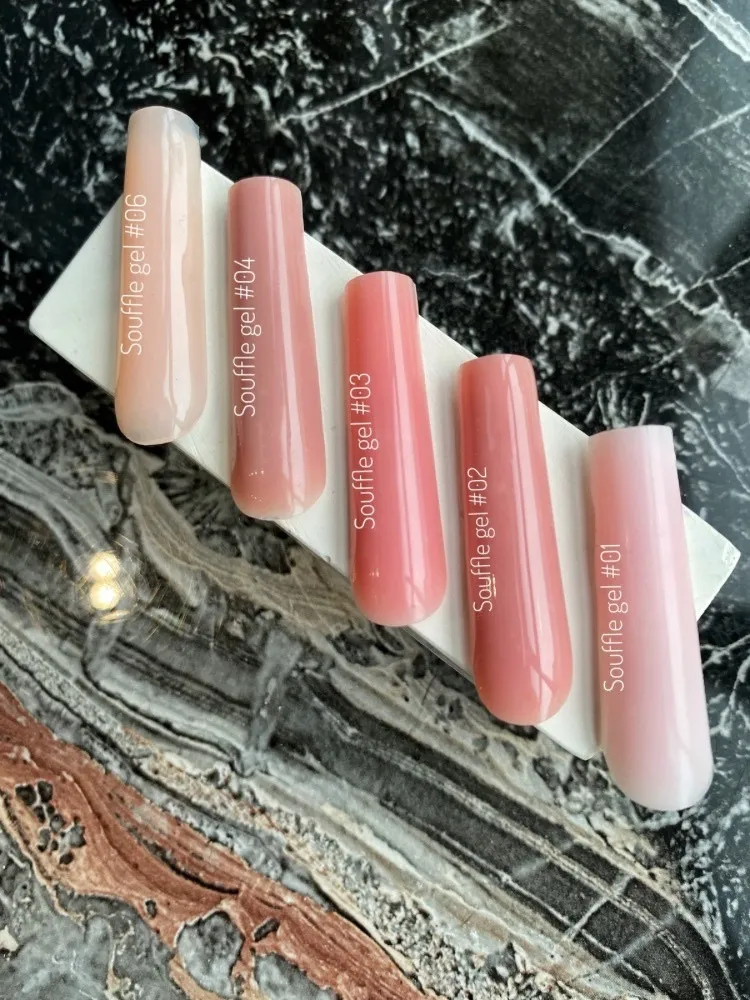 Souffle gel Miss Luna Premium №05, 15 мл