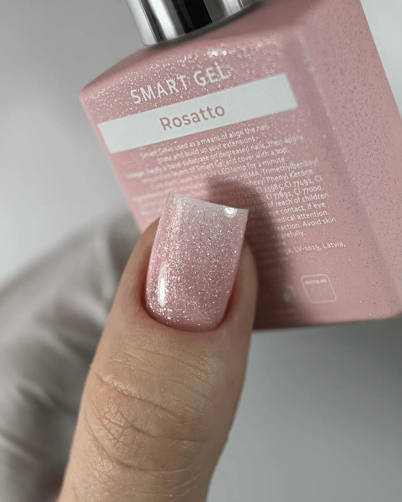 Жидкий гель HELLO Smart Gel Rosatto, 15 мл
