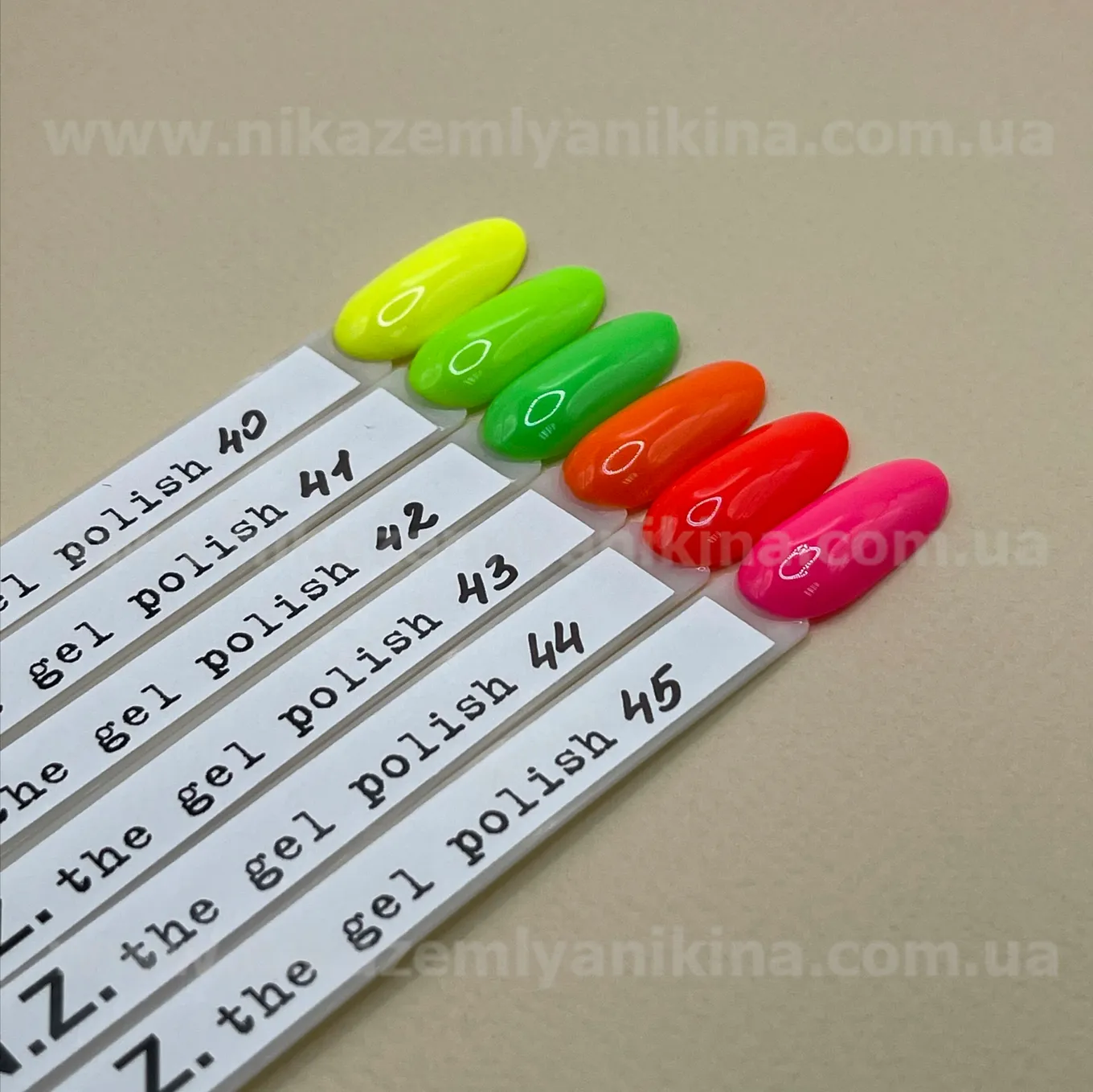 Гель-лак Nika Zemlyanikina the gel polish №040, 6 мл