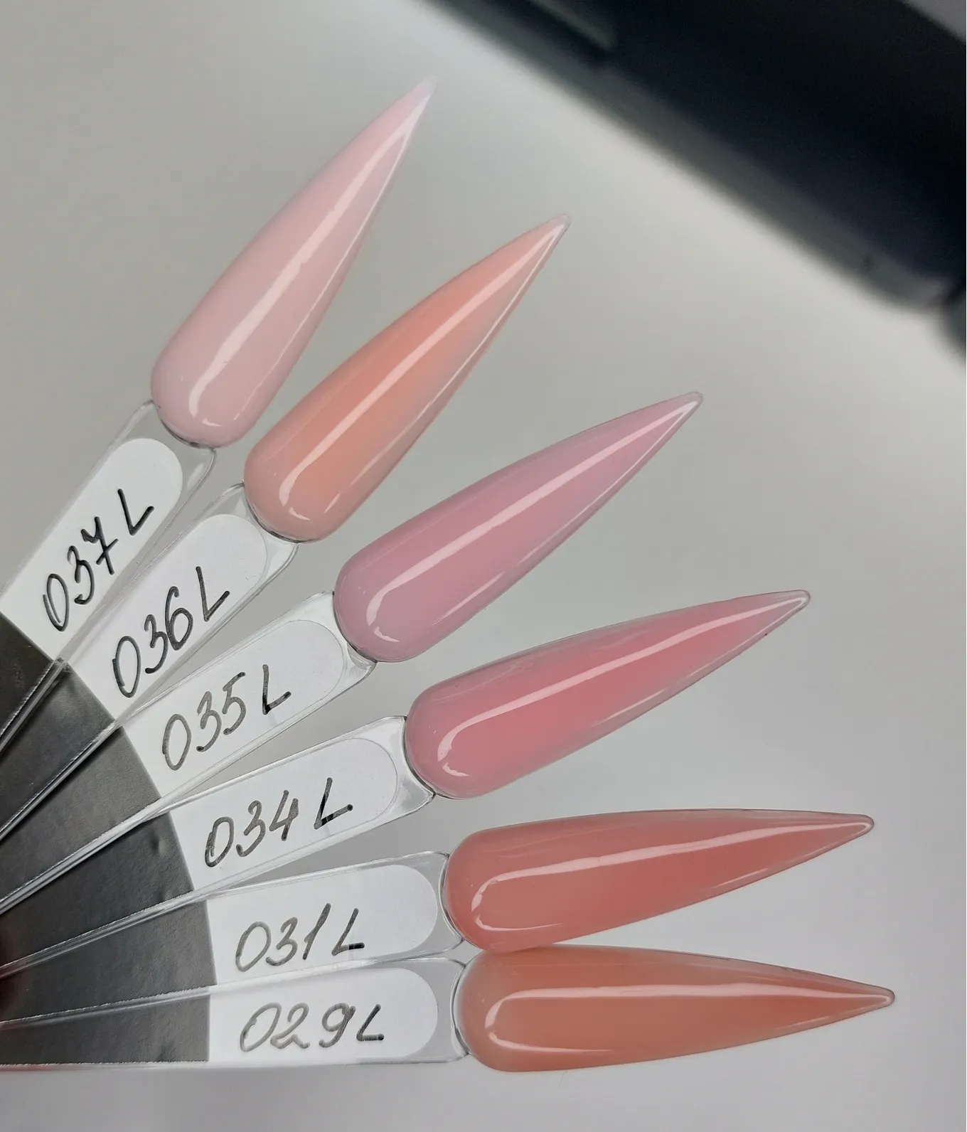 База Cover DNKa №37L, 12 ml