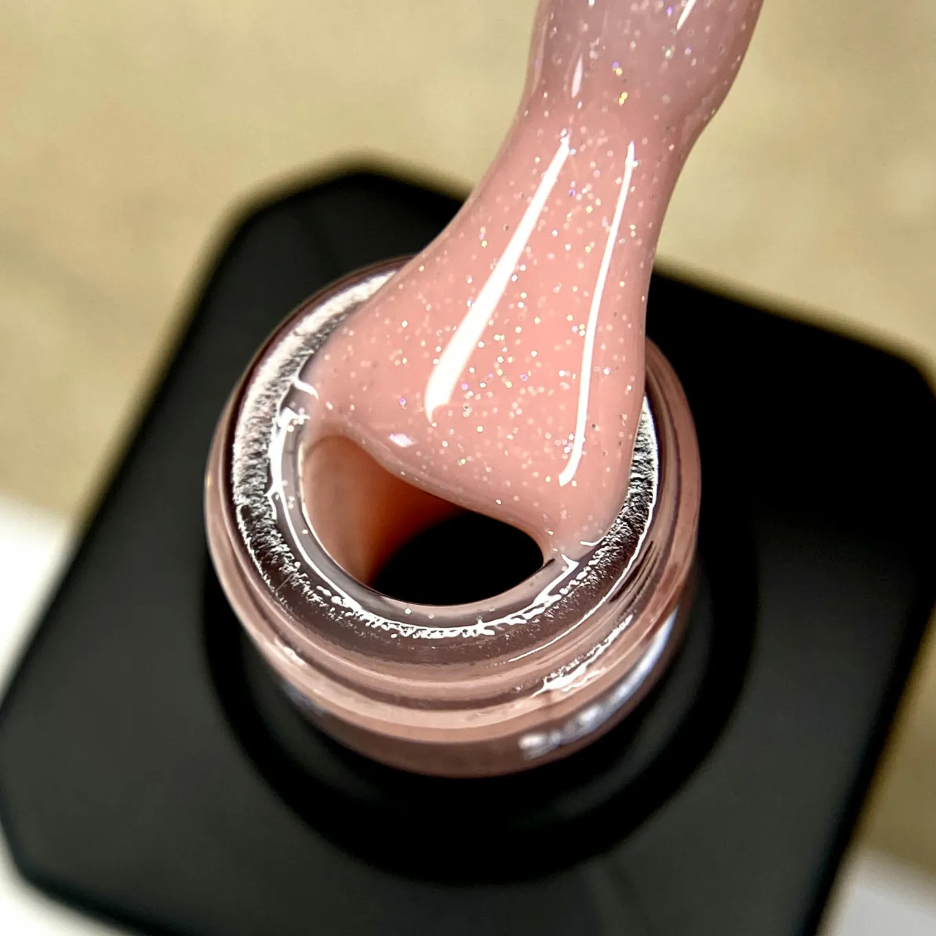 Каучуковая база Nika Zemlyanikina Rubber base Shine Beauty, 15 мл