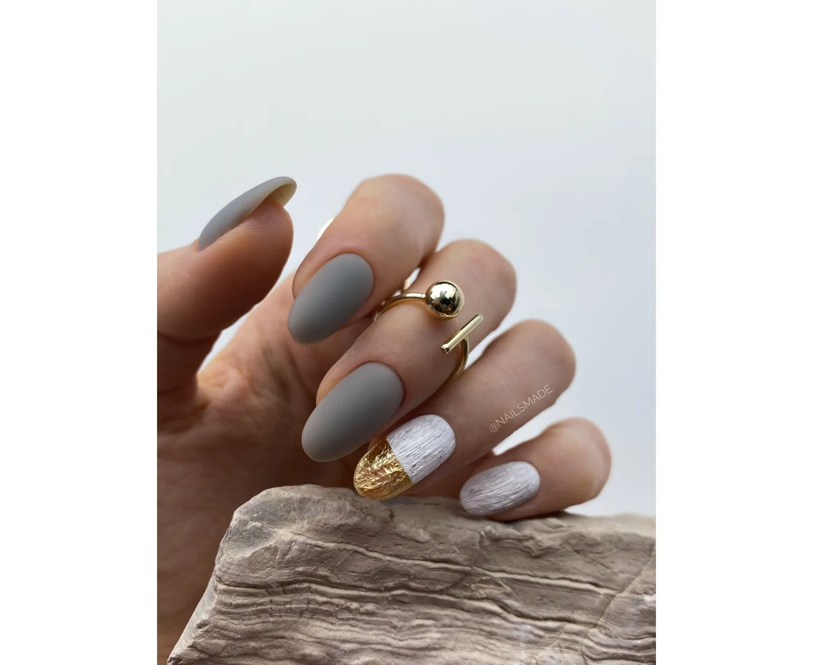 Відтінкова база HELLO TINT BASE ASH, 15 мл