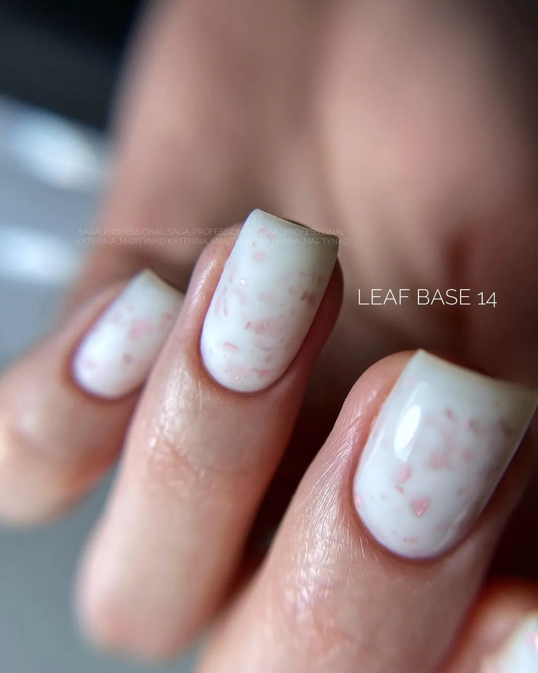 База LEAF Saga Professional №14, 8 мл