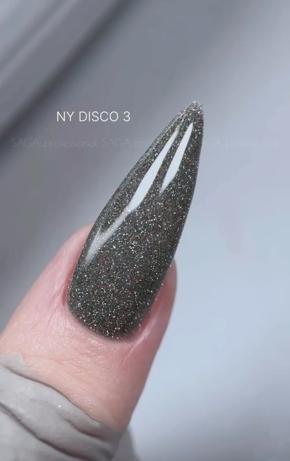 Гель-лак Saga, лімітована колекція NY DISCO №3, світловідбиваючий, 9 мл