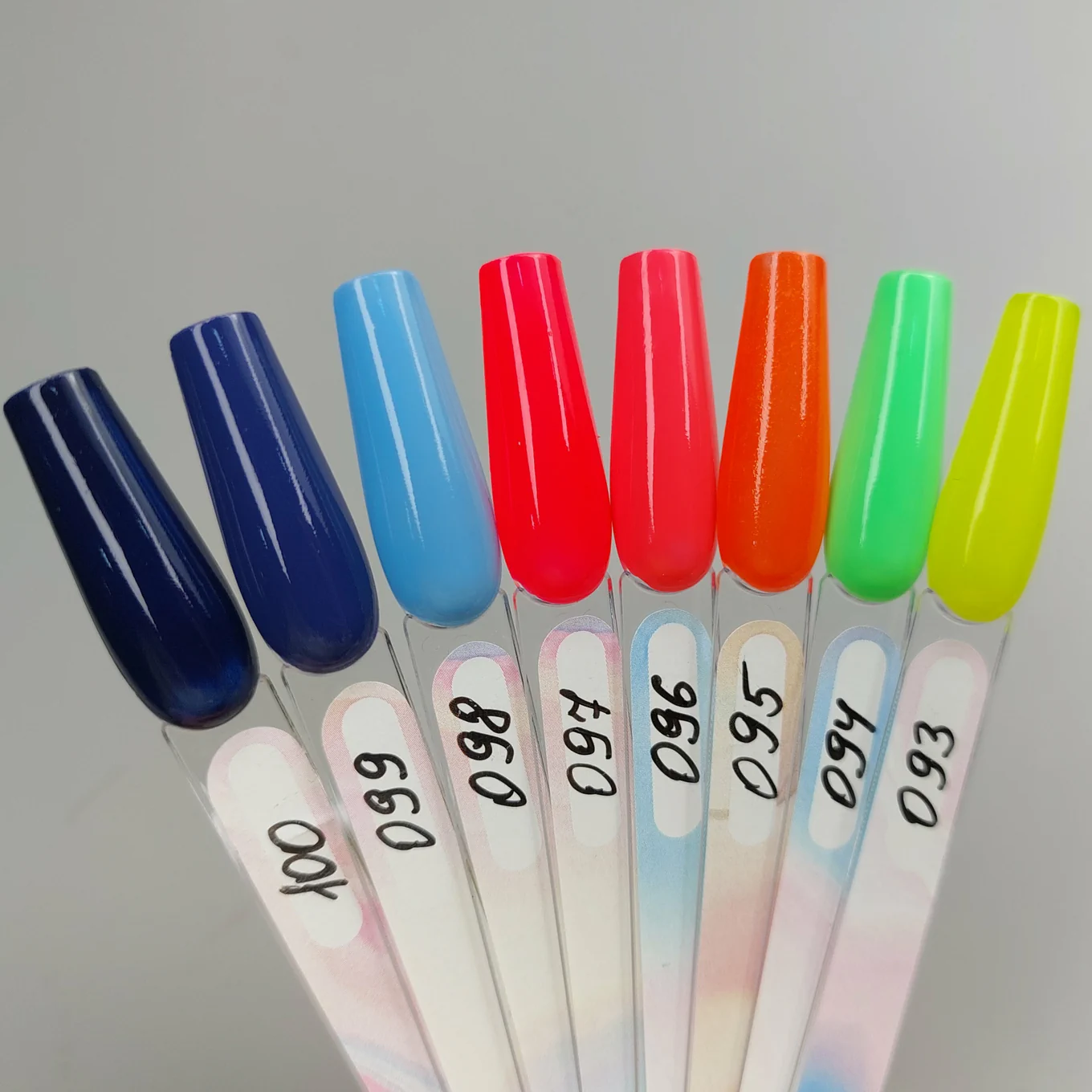 Лак для нігтів NUB Nail Polish №095, 14 мл