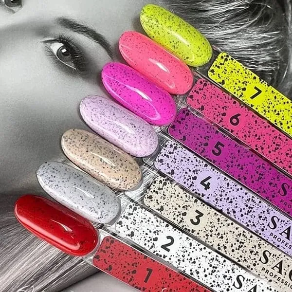 Гель-лак Saga Professional Black Snow №4, 9 мл