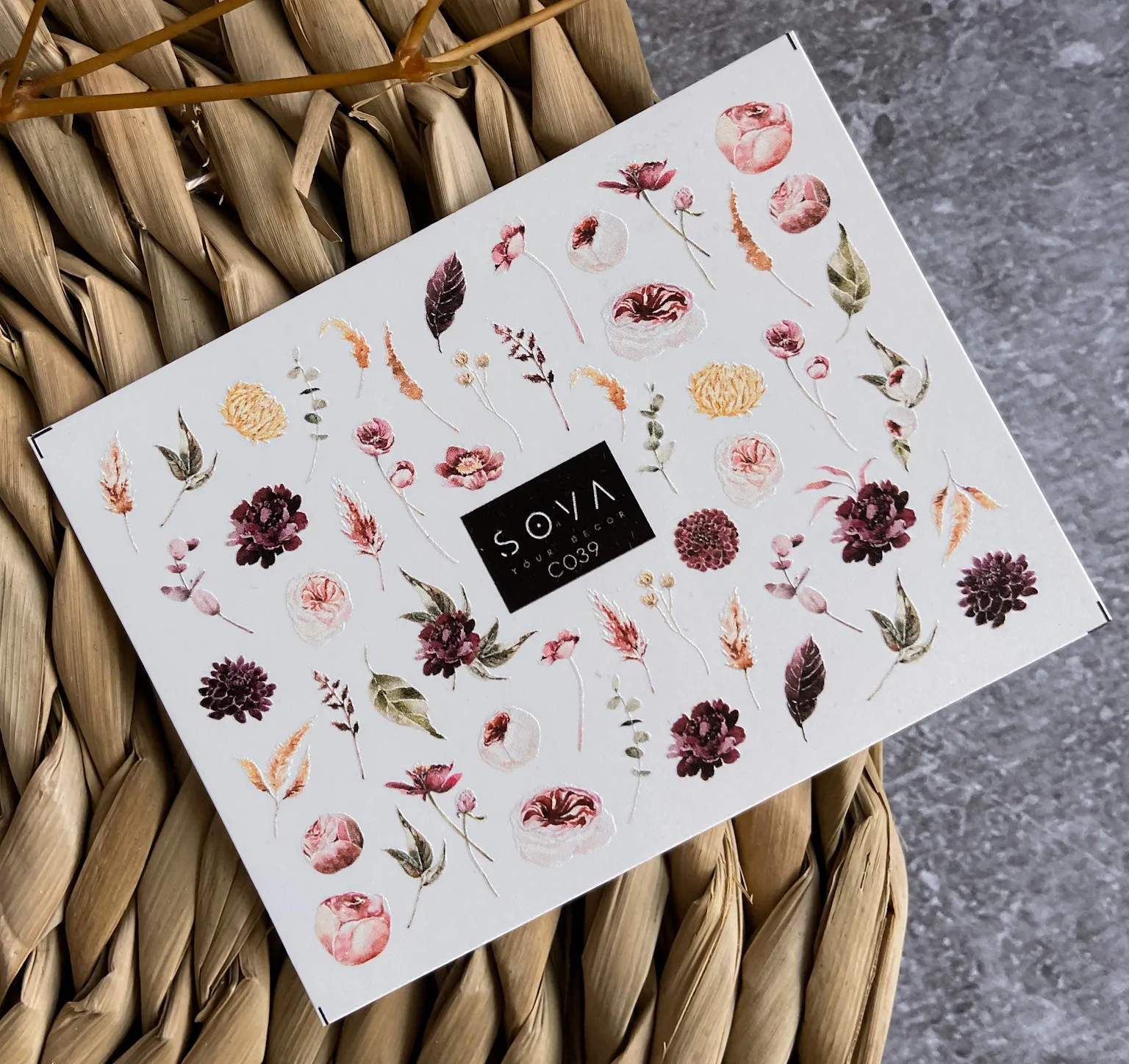 Слайдер-дизайн SOVA DECOR C039
