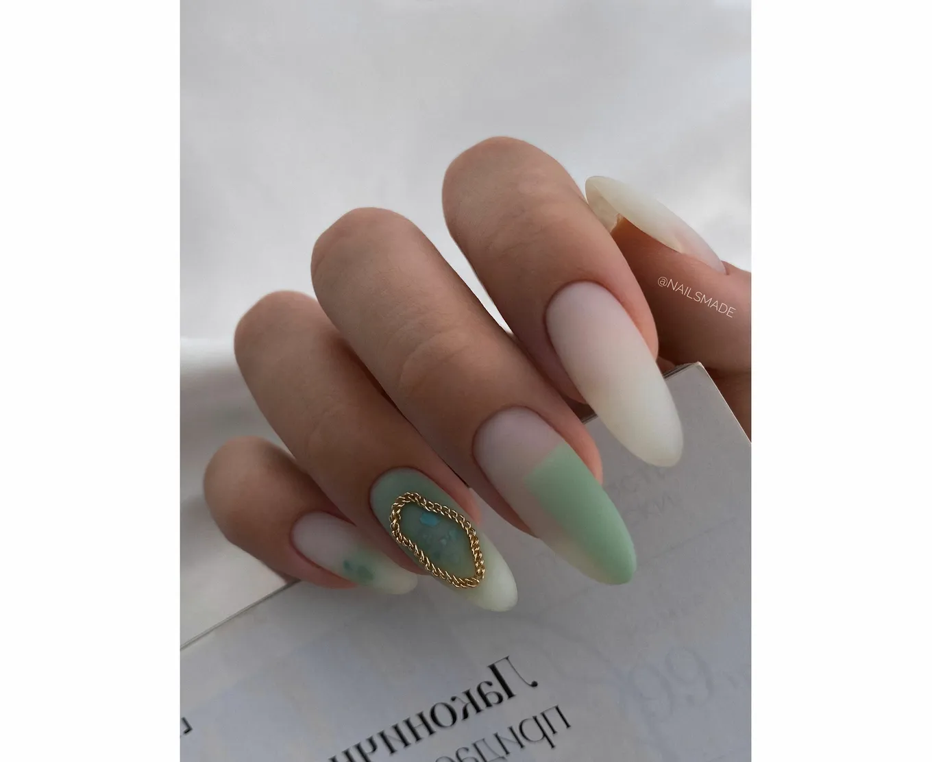Оттеночная база HELLO TINT BASE BASIL, 15 мл