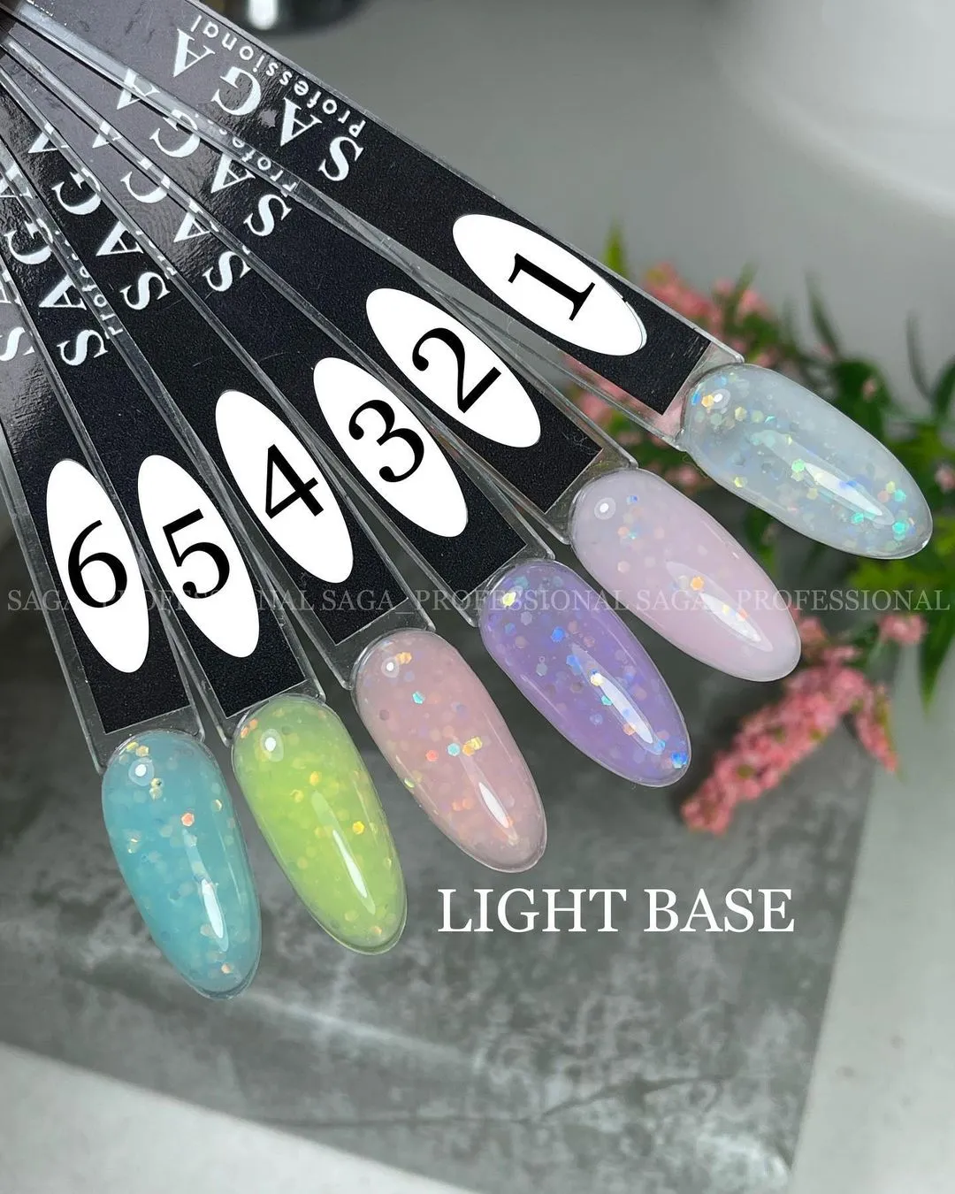 База Saga Professional Light Base №5, 8 мл