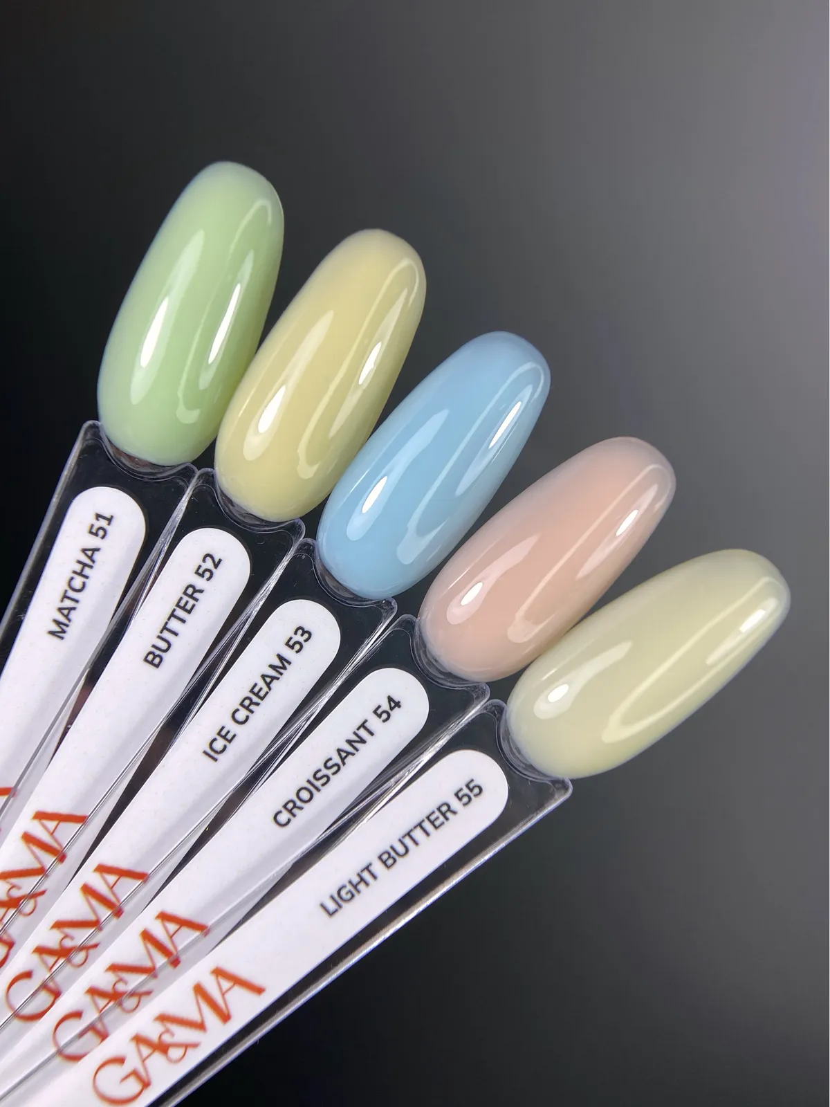 База цветная GÉMELY ex GA&MA Colored base №54 Croissant, 15 мл