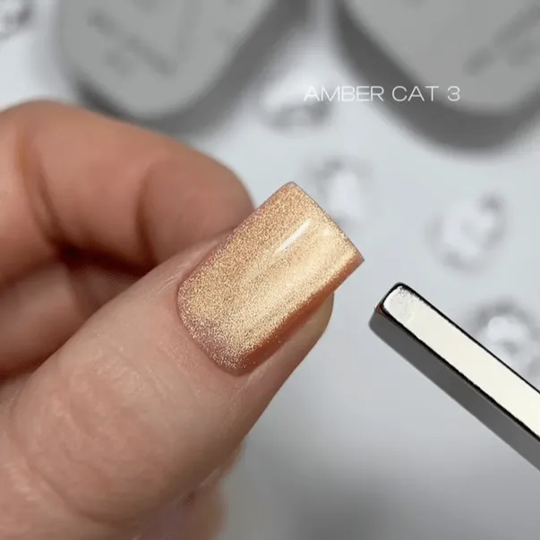 Гель-лак Saga Professional Amber Cat №3, 10 мл
