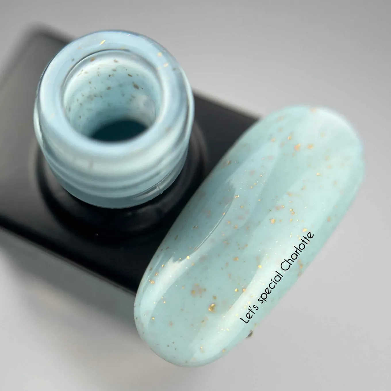 Гель-лак NAILSOFTHEDAY Let's special Charlotte - 267, 10 мл  - м'ятно-блакитний із золотою поталлю