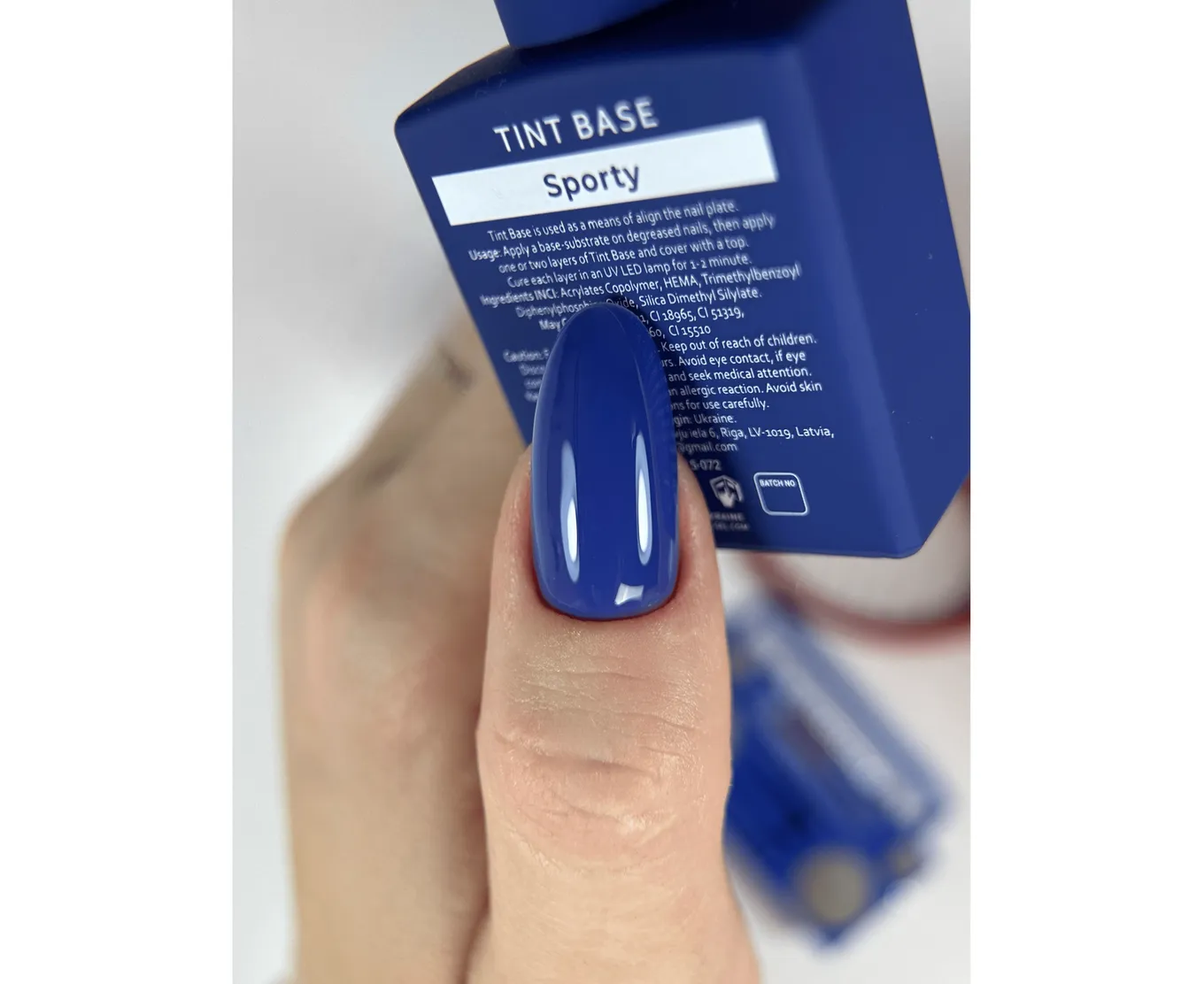 Відтінкова база HELLO TINT BASE SPORTY, 15 мл