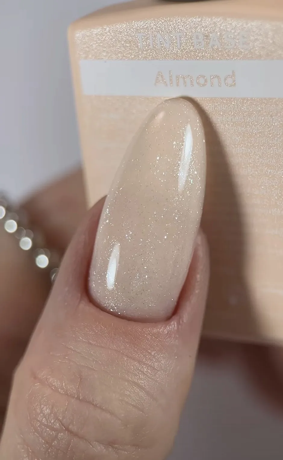 Відтінкова база HELLO TINT BASE ALMOND, 15 мл